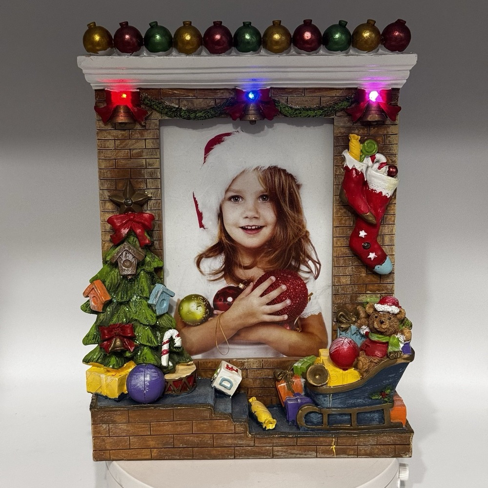 NEW Christmas Mantle Light Up Holiday 5x7 Pic Painted Resin Picture Frame No Box